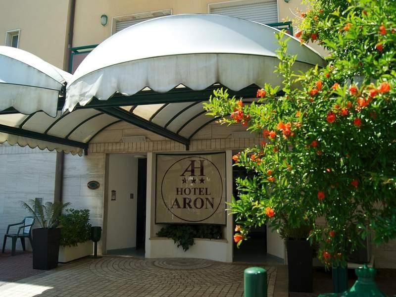 Aron Hotel Rimini Zewnętrze zdjęcie