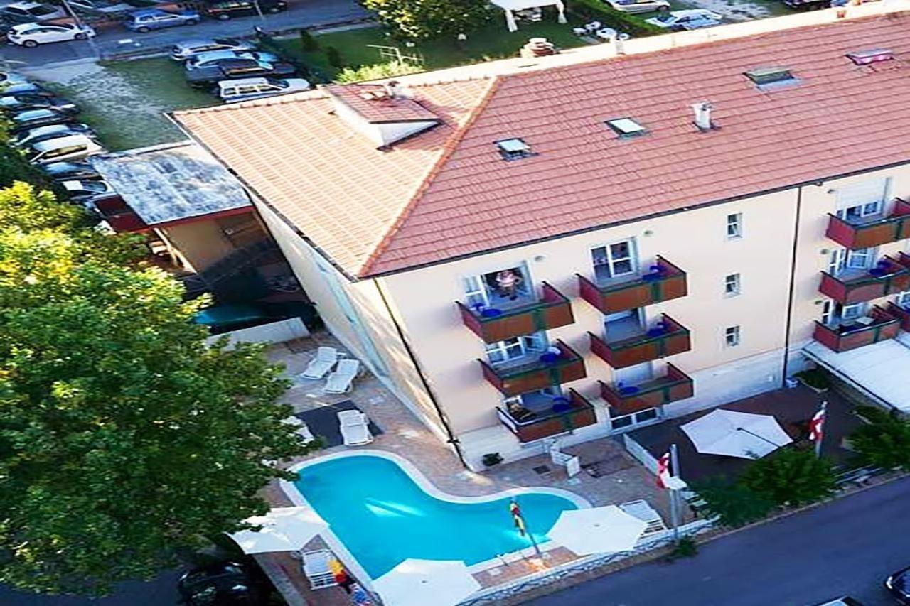 Aron Hotel Rimini Zewnętrze zdjęcie