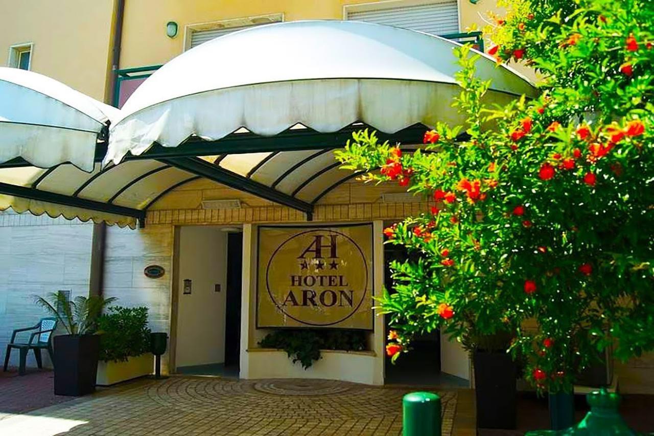 Aron Hotel Rimini Zewnętrze zdjęcie