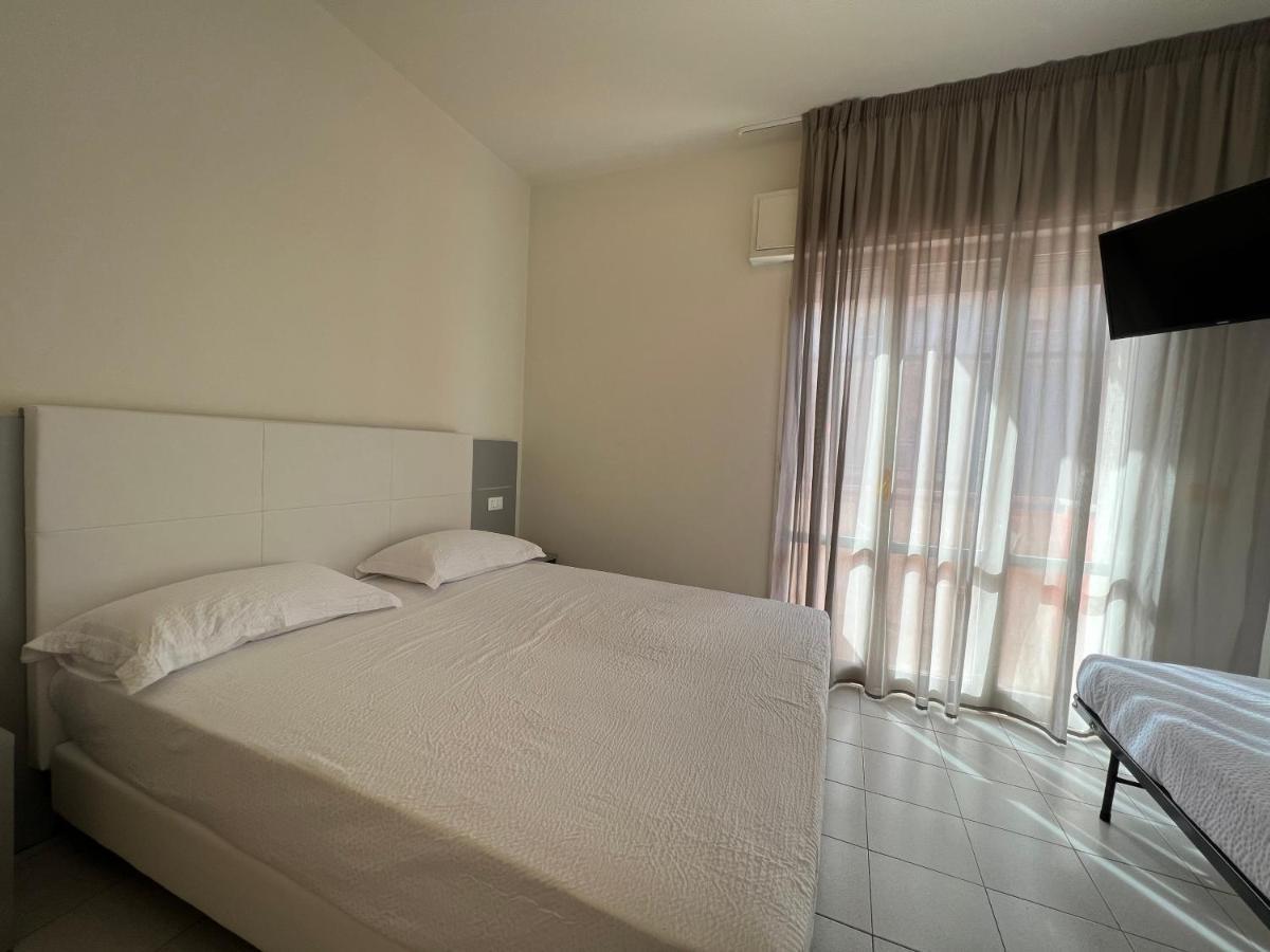 Aron Hotel Rimini Zewnętrze zdjęcie