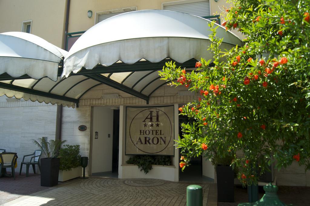 Aron Hotel Rimini Zewnętrze zdjęcie